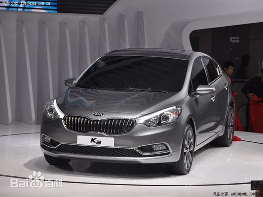 K3 Kia Subcompact Car 4 Door Sedan با صفحه لمسی با وضوح بالا